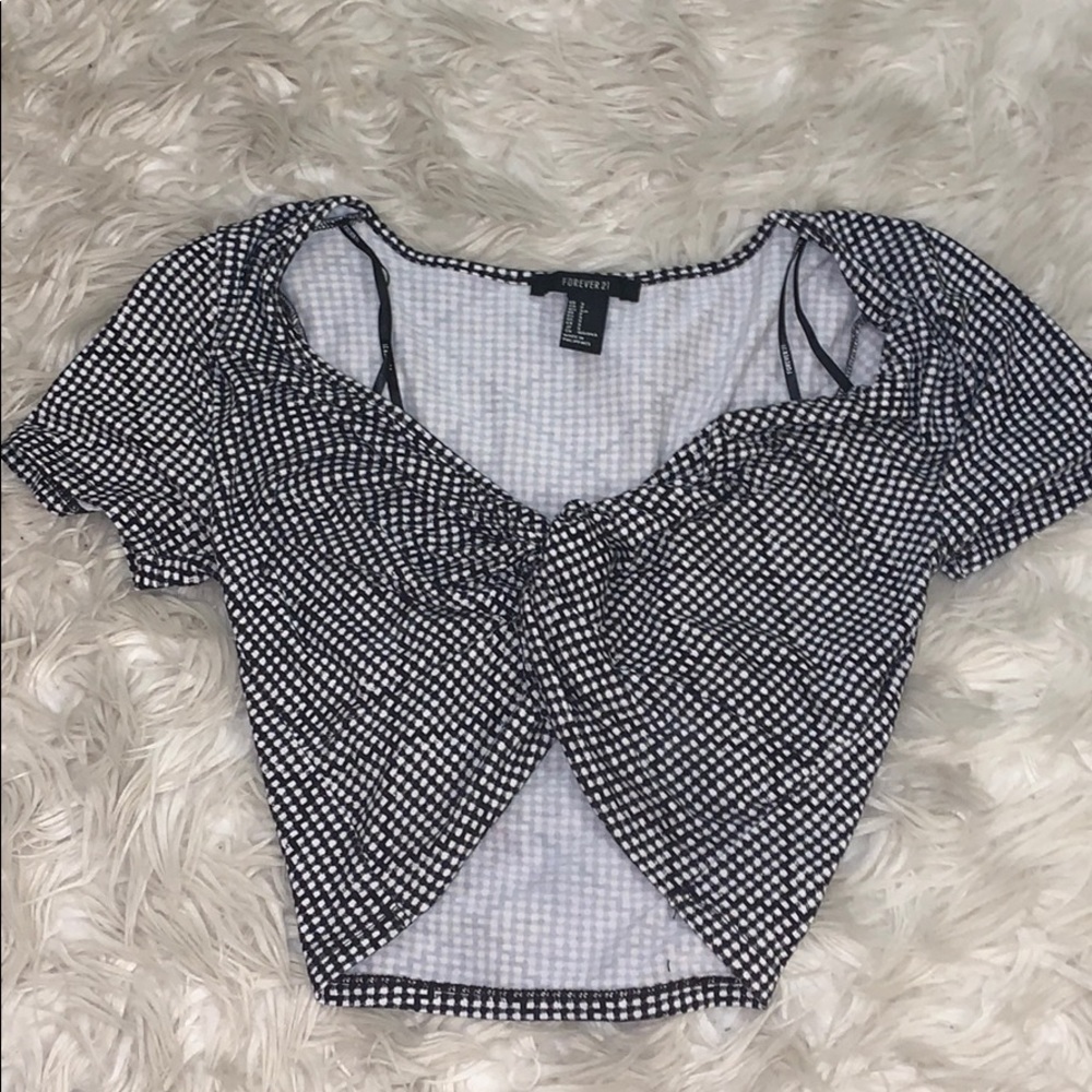 Black and White Crop Top